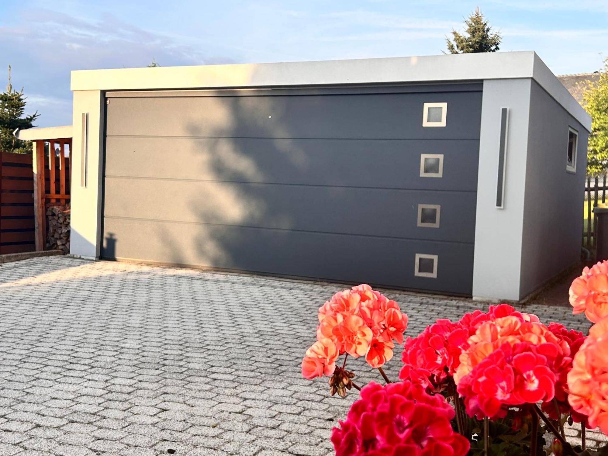 Ferienwohnung Mit Gartennutzung, Garage Und Wallbox Ebersbach-Neugersdorf エクステリア 写真